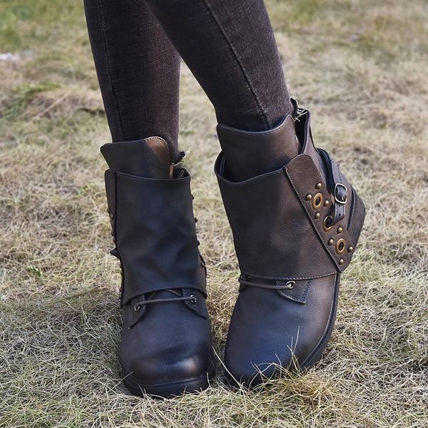 2020 women's ankle boots big size 43 waterproof square heels spot zip winter new retro square head women's pu leather boots, Black
2020 women's ankle boots big size 43 waterproof square heels spot zip winter new retro square head women's pu leather boots, Black