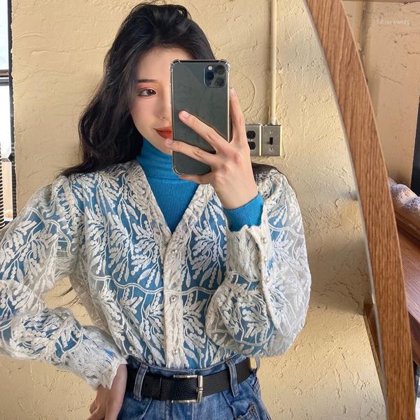 women autumn ins french retro v-neck lace loose long sleeve coat base tee shirts elegant knitted underwear vintage blouse1, White
women autumn ins french retro v-neck lace loose long sleeve coat base tee shirts elegant knitted underwear vintage blouse1, White