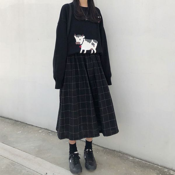 2021 New funny Korean style knits sweater catoon cow women lets loose long hot female jumpers (x1211 8URD, White;black
2021 New funny Korean style knits sweater catoon cow women lets loose long hot female jumpers (x1211 8URD, White;black