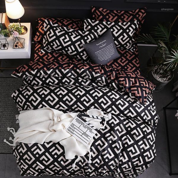 classic bedding set linen bed duvet cover sets leopard 3pcs super king size bed linens home bedding cotton bedclothes1
classic bedding set linen bed duvet cover sets leopard 3pcs super king size bed linens home bedding cotton bedclothes1