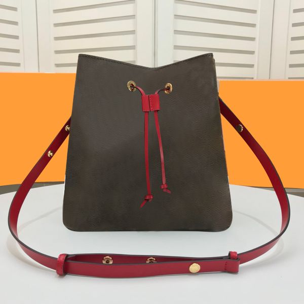 handbags purses fashion handbag totes bag street stitching exquisite women's shoulder bags women bags handbags fashion trend generous
handbags purses fashion handbag totes bag street stitching exquisite women's shoulder bags women bags handbags fashion trend generous