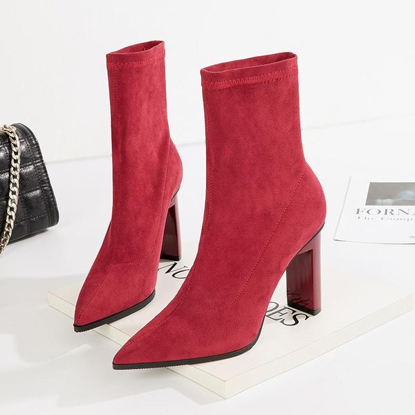 2020 new winter fashion women red suede ankle boots 9.5cm square high heels brown boots warm furry sock short ladies shoes, Black
2020 new winter fashion women red suede ankle boots 9.5cm square high heels brown boots warm furry sock short ladies shoes, Black