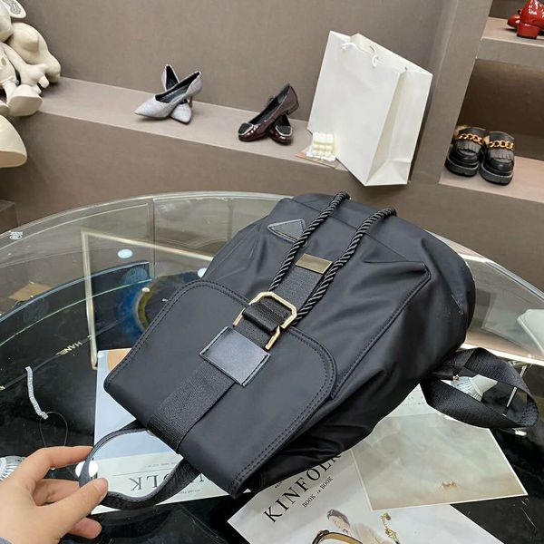 women designer's backpacks fashion handbags large capacity medium size black bags with pockets pdu20100202
women designer's backpacks fashion handbags large capacity medium size black bags with pockets pdu20100202