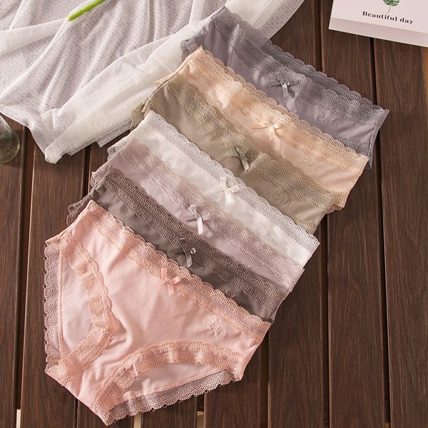 ct8 superfine milk silk smooth triangle underwear lace ee simple middle and low waist pants, Black;pink
ct8 superfine milk silk smooth triangle underwear lace ee simple middle and low waist pants, Black;pink