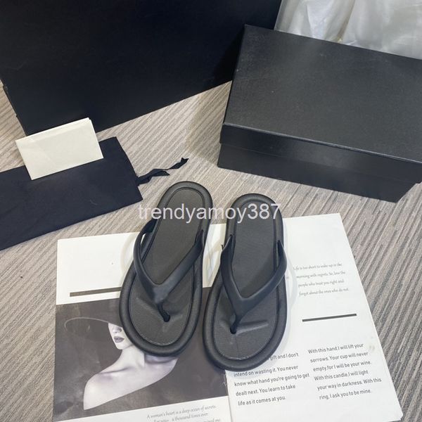 slippers fashion simple cartoon flip flops women wear soft foot pinching girl's heart holiday beach flat bottom sandals in summer, Black
slippers fashion simple cartoon flip flops women wear soft foot pinching girl's heart holiday beach flat bottom sandals in summer, Black