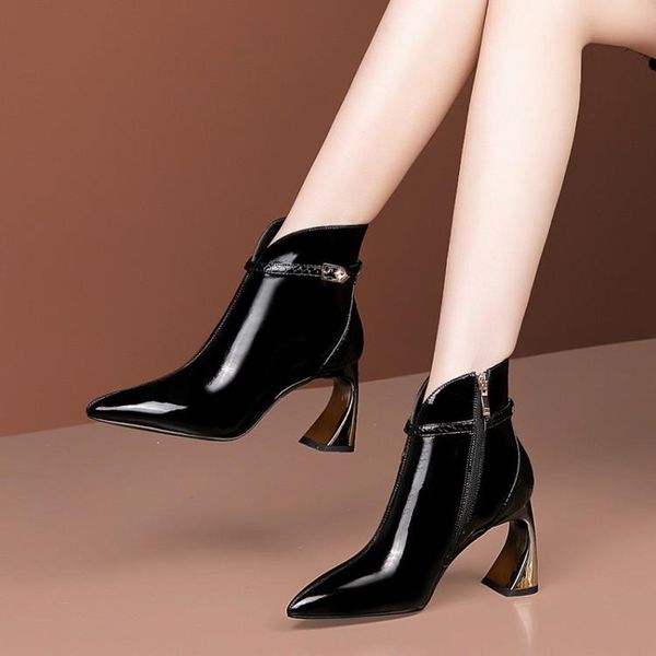 mljuese 2021 women ankle boots cow leather winter short plush pointed toe buckle strap high heels female boots size 43 party, Black
mljuese 2021 women ankle boots cow leather winter short plush pointed toe buckle strap high heels female boots size 43 party, Black