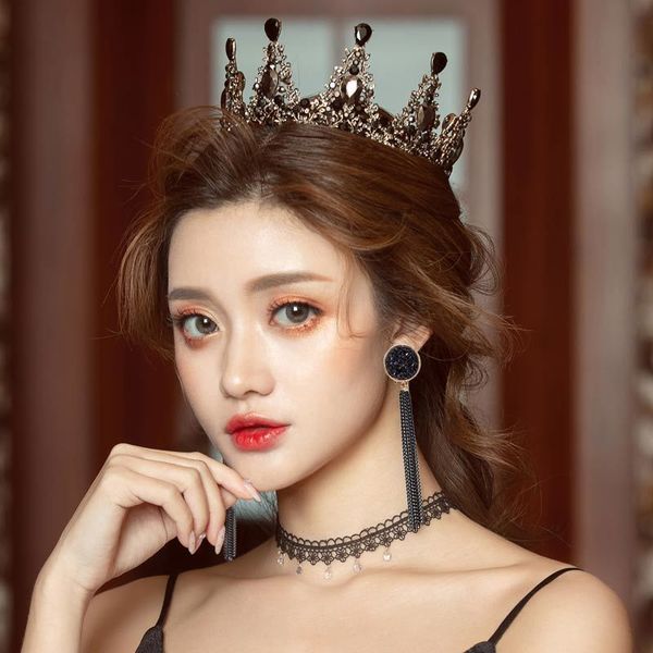 black headdress bridal girl 18 years old net red same head atmosphere wedding dress super fairy crown, Silver
black headdress bridal girl 18 years old net red same head atmosphere wedding dress super fairy crown, Silver