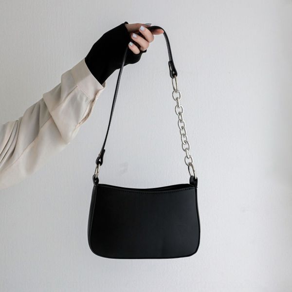 small group design advanced shoulder postman package postman packagefrench armpit single shoulder chain messenger bag 2020 new french stick
small group design advanced shoulder postman package postman packagefrench armpit single shoulder chain messenger bag 2020 new french stick