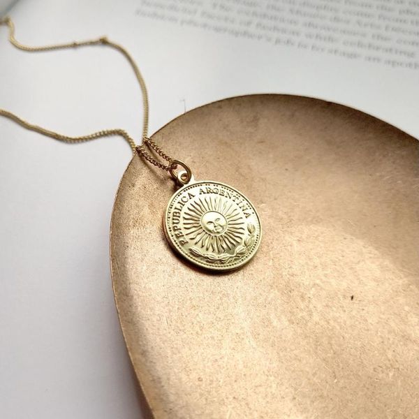 925 sterling silver jewelry necklace for graduation argentina amulet round coin medal golden sun necklace mother daugher gift
925 sterling silver jewelry necklace for graduation argentina amulet round coin medal golden sun necklace mother daugher gift