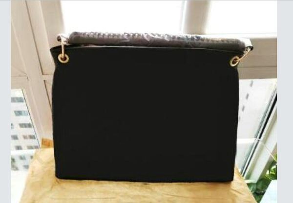 women black embossed handbags tote bags embossing flowers leisure shoulder bag women messenger bag canvas artsy cowhide leather bags n40253
women black embossed handbags tote bags embossing flowers leisure shoulder bag women messenger bag canvas artsy cowhide leather bags n40253