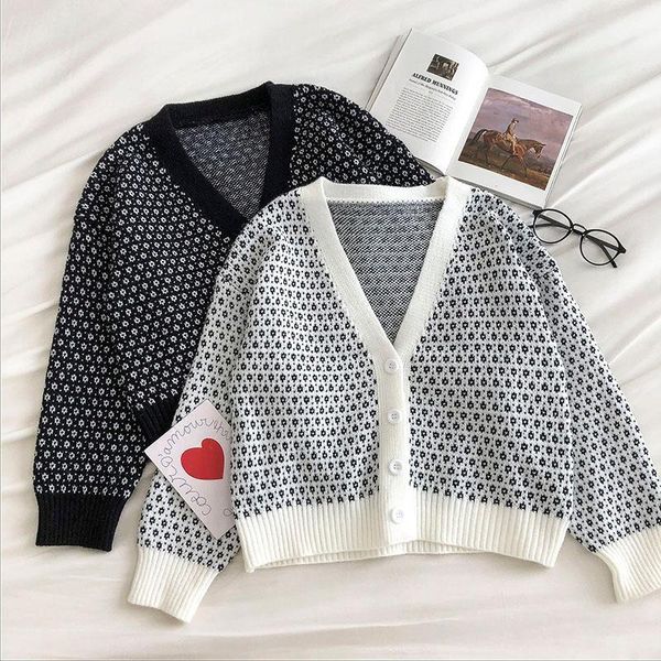 korean vintage elegant flower print crop cardigan preppy style v neck long sleeve short knit sweater autumn jacquard sweater1, White
korean vintage elegant flower print crop cardigan preppy style v neck long sleeve short knit sweater autumn jacquard sweater1, White
