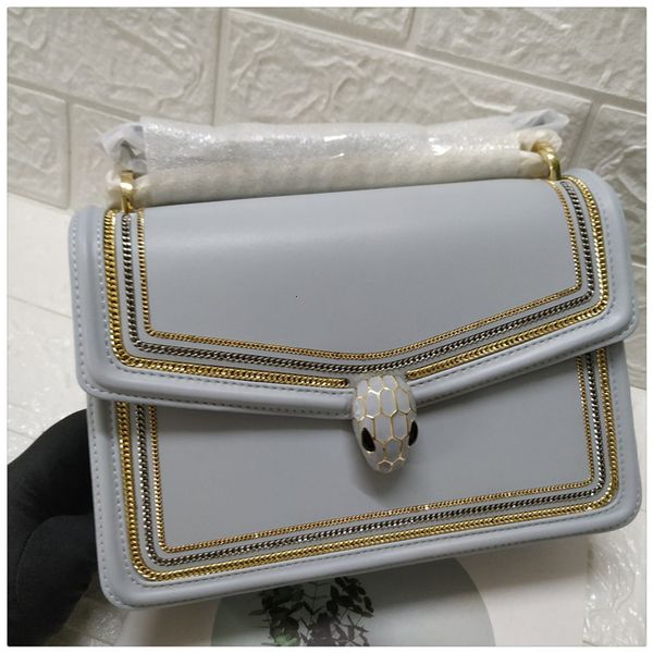 new snakehead small square enamel portable one shoulder messenger bag, leather, cow leather chain lady's bag
new snakehead small square enamel portable one shoulder messenger bag, leather, cow leather chain lady's bag