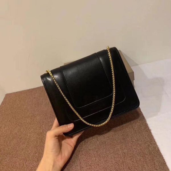 2020 the new style fashion and classic genuine cow leather women chain one shoulder bag crossbody bag 4 color 20cm
2020 the new style fashion and classic genuine cow leather women chain one shoulder bag crossbody bag 4 color 20cm