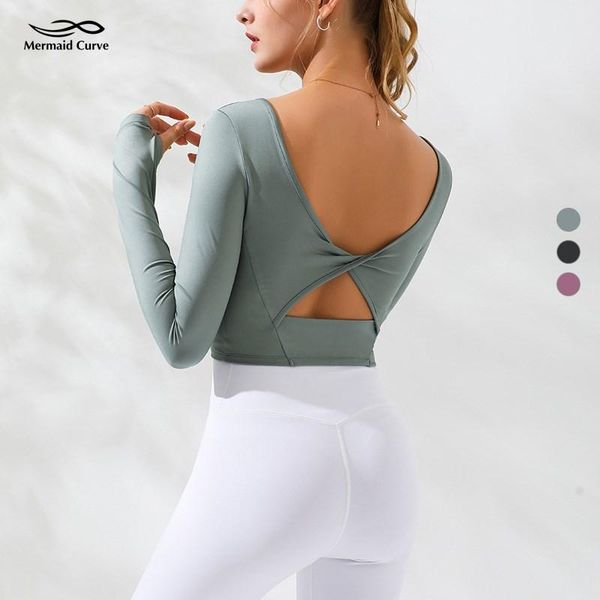 wunder train cropped long sleeve thumbholes yoga shirts removable padding women yoga t-shirts twist u-shaped open back top, White;red
wunder train cropped long sleeve thumbholes yoga shirts removable padding women yoga t-shirts twist u-shaped open back top, White;red