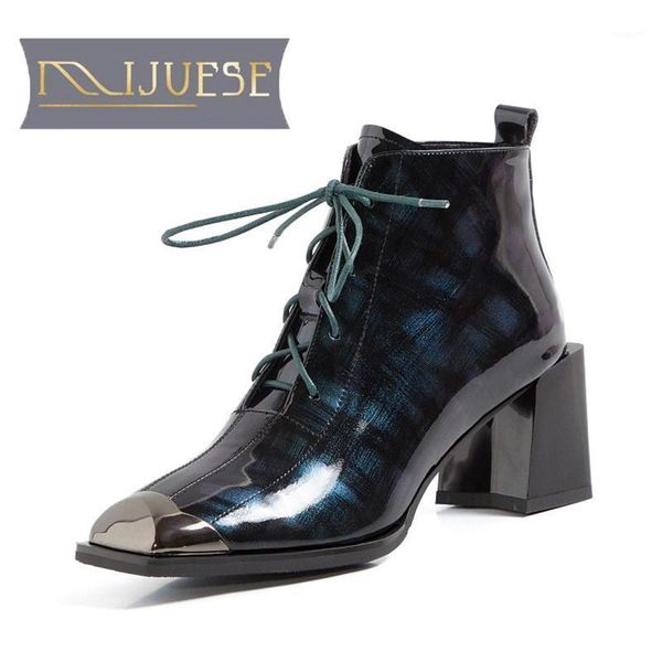 boots mljuese 2021 women ankle microfiber winter short plush square toe lace-up high heels female size 391, Black
boots mljuese 2021 women ankle microfiber winter short plush square toe lace-up high heels female size 391, Black