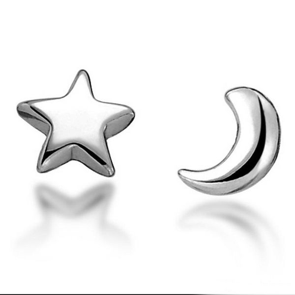 stud earrings 925 silver star & amp moon 2015 fashion sterling silver jewelry for women earrings, Golden;silver
stud earrings 925 silver star & amp moon 2015 fashion sterling silver jewelry for women earrings, Golden;silver
