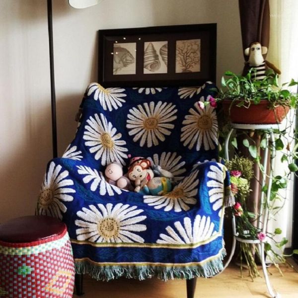 double sides floral blanket for sofa living room bedroom rug sofa daisy blanket old fashioned rug blue tapestry1
double sides floral blanket for sofa living room bedroom rug sofa daisy blanket old fashioned rug blue tapestry1