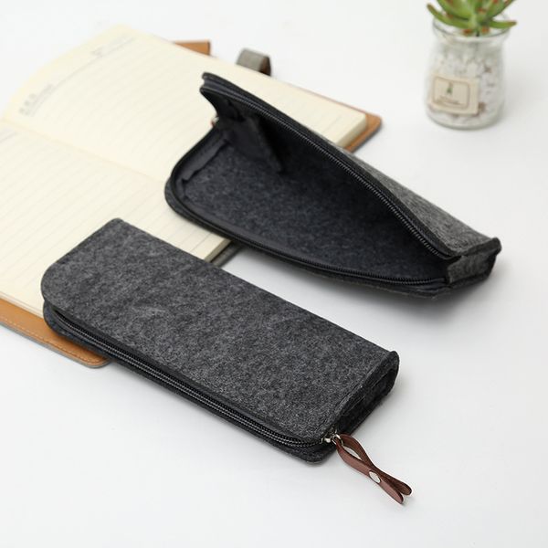 towel fabric terry or felt felt pencil case college students stationery bag stationery rectangular zipped pencil bag m180021, Blue;pink
towel fabric terry or felt felt pencil case college students stationery bag stationery rectangular zipped pencil bag m180021, Blue;pink