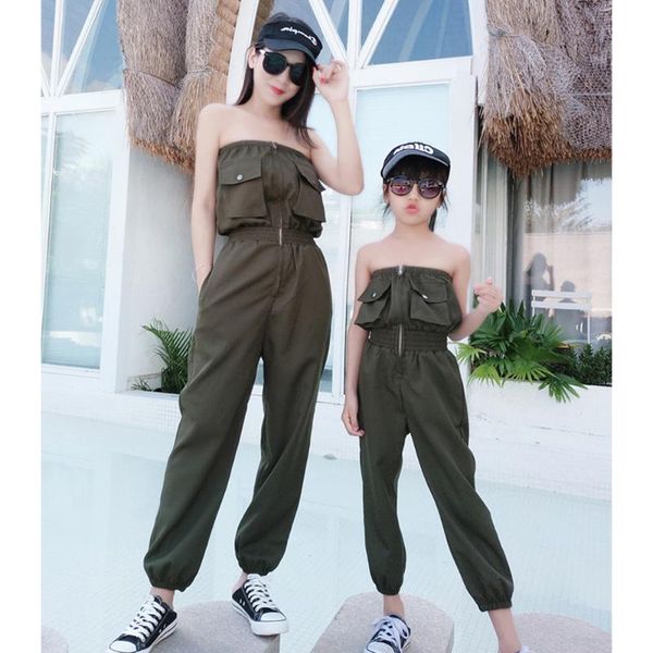 2020 new mother daughter off shoulder rompers family matching clothing armygreen pants girl spring clothes, Blue
2020 new mother daughter off shoulder rompers family matching clothing armygreen pants girl spring clothes, Blue