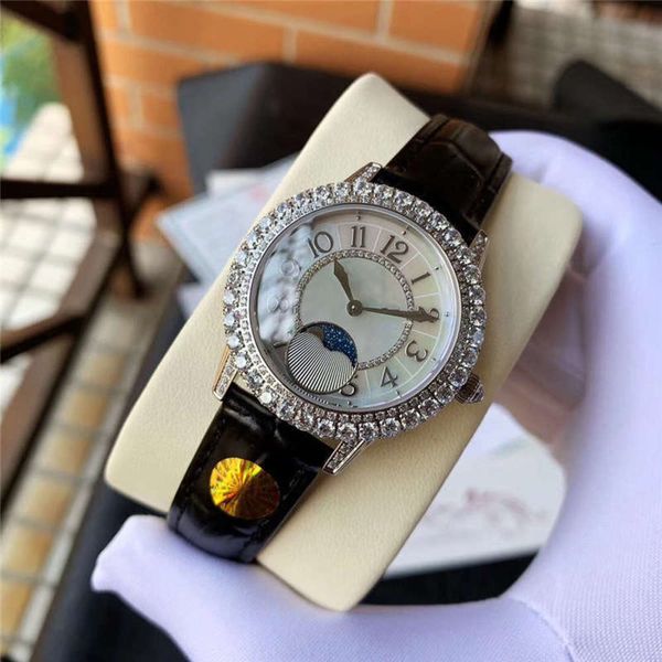 blue summer new waterproof women's watch quartz watch student leather business trend korean watch, Slivery;brown
blue summer new waterproof women's watch quartz watch student leather business trend korean watch, Slivery;brown