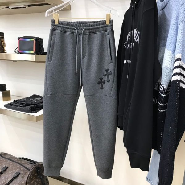 chromehearts / crosin 20 new elastic waist pants with cross embroidery for comfortable and breathable men's fashion, Black
chromehearts / crosin 20 new elastic waist pants with cross embroidery for comfortable and breathable men's fashion, Black