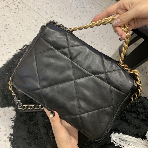 2020 luxury handbags designer 19 bag women lambskin crossbody bag soft leather big tote purse brand chain shoulder bags
2020 luxury handbags designer 19 bag women lambskin crossbody bag soft leather big tote purse brand chain shoulder bags