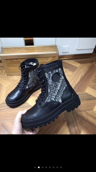 2020 men's and women's boots new lovers martin boots ins women's fashion motorcycle short tube lace up calfskin fashion boots, Black
2020 men's and women's boots new lovers martin boots ins women's fashion motorcycle short tube lace up calfskin fashion boots, Black