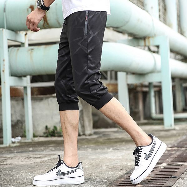summer men's slim casual sports shorts printed korean fashion capris knitted leggings, Black
summer men's slim casual sports shorts printed korean fashion capris knitted leggings, Black