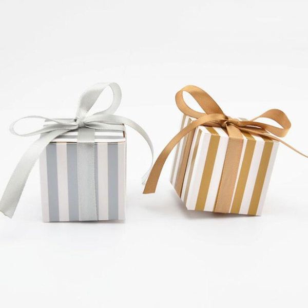 10pcs gold silver stripes candy box with ribbons for wedding party favors and gifts bag for guest birthday party decoration1
10pcs gold silver stripes candy box with ribbons for wedding party favors and gifts bag for guest birthday party decoration1
