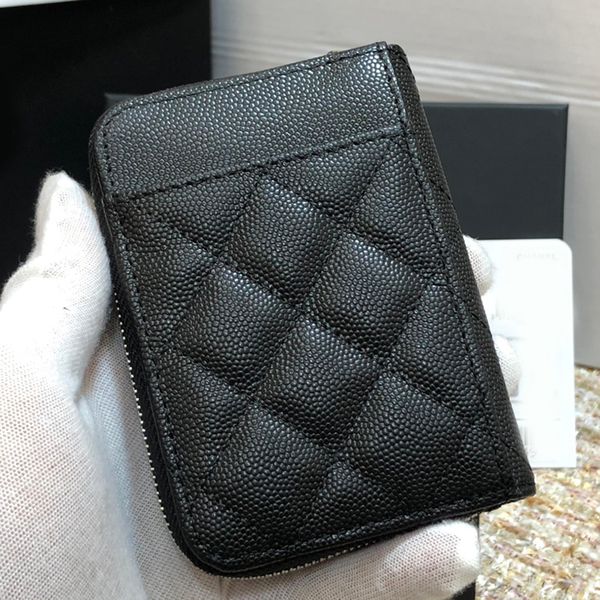 the card bag new classic black gold buckle and silver buckle are very beautiful 1650 multilayer card holder fine ball grain cowhide, Brown;gray
the card bag new classic black gold buckle and silver buckle are very beautiful 1650 multilayer card holder fine ball grain cowhide, Brown;gray