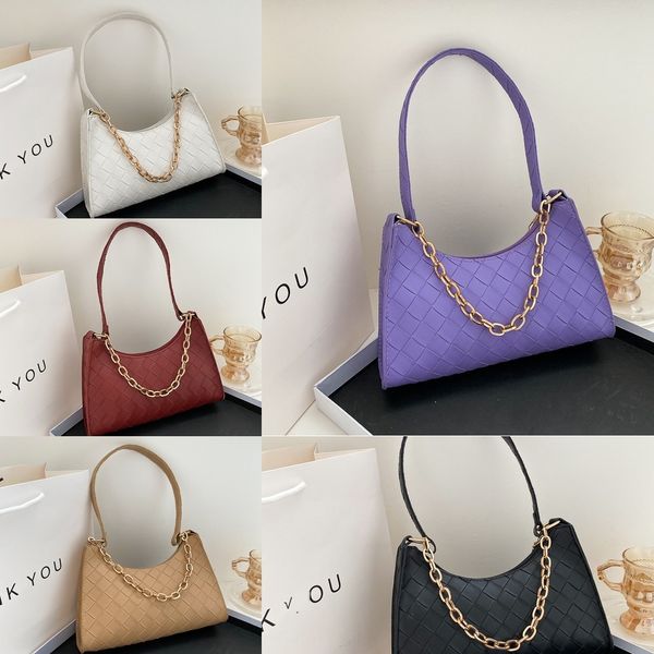 solid color armpit with female crocodile pattern shoulder bagin summer new french texture popular bag versatile chain cross shoulder bag quo
solid color armpit with female crocodile pattern shoulder bagin summer new french texture popular bag versatile chain cross shoulder bag quo