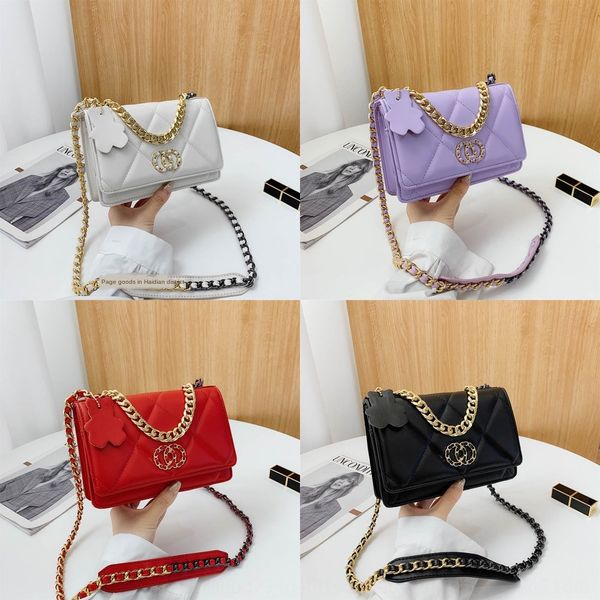 шикарный небольшой аромат lingge цепи вышивки embroiderywomen мешок bags2020 небольшой свежая вышивка линия моды модных аксессуаров сумка s2
шикарный небольшой аромат lingge цепи вышивки embroiderywomen мешок bags2020 небольшой свежая вышивка линия моды модных аксессуаров сумка s2
