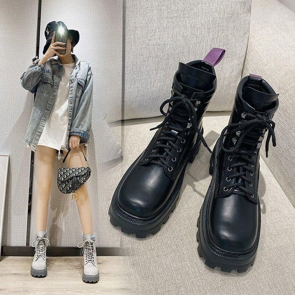 2020 new spring and autumn fashion boots versatile platform boots female personality motorcycle x4831, Black
2020 new spring and autumn fashion boots versatile platform boots female personality motorcycle x4831, Black