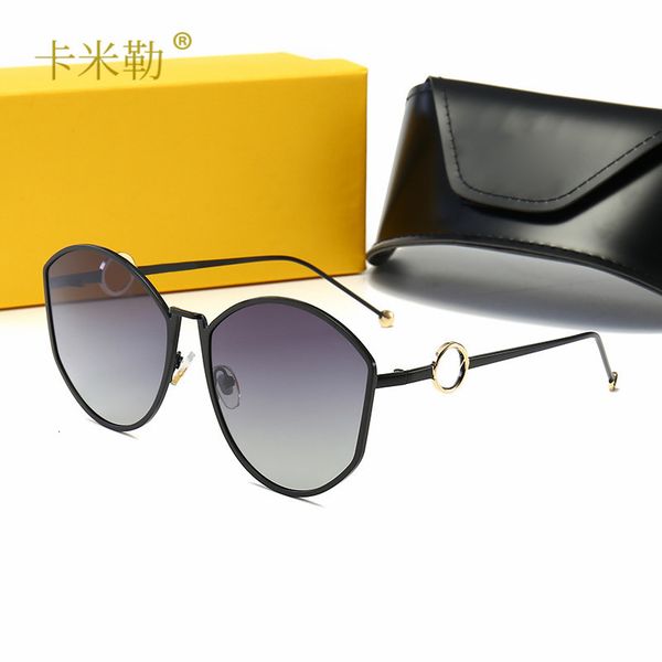 new polarizing sunglasses women's driving sunglasses fashion trend sunglasses 0335 kml-designer, White;black
new polarizing sunglasses women's driving sunglasses fashion trend sunglasses 0335 kml-designer, White;black