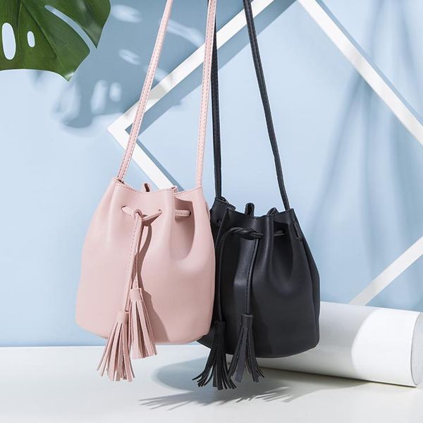 women's bag shoulder crossbody bucket bags for women 2021 summer tassel women bags leather purses luxury handbags
women's bag shoulder crossbody bucket bags for women 2021 summer tassel women bags leather purses luxury handbags