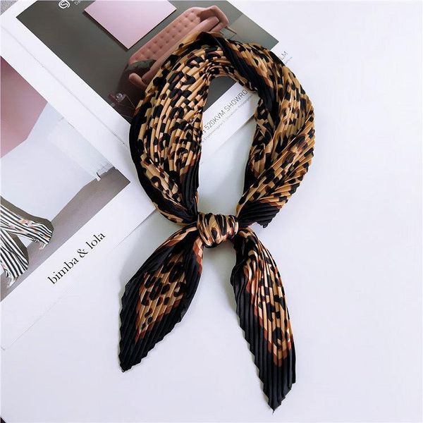 bandanas 55*55cm fashion leopard pleated stretchy square crinkle silk small neck scarf women dot crumple bandana neckwear handkerchief, Blue;gray
bandanas 55*55cm fashion leopard pleated stretchy square crinkle silk small neck scarf women dot crumple bandana neckwear handkerchief, Blue;gray