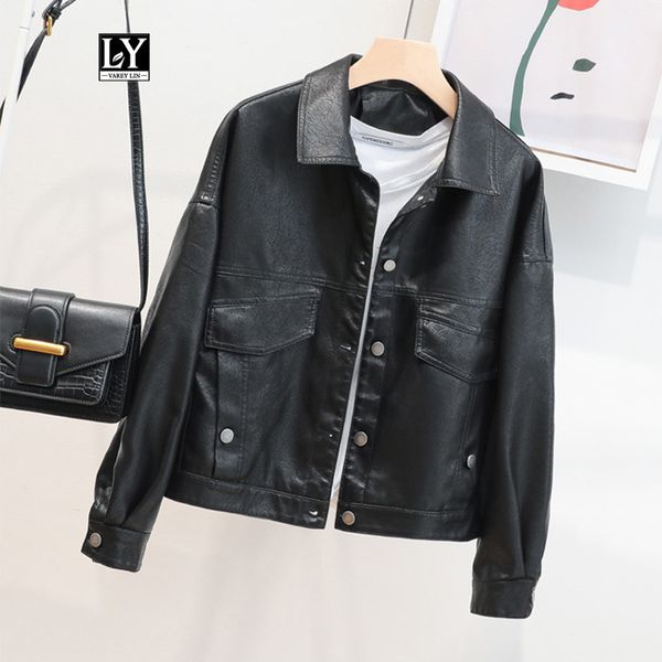 ly varey lin autumn women loose pu leather jacket batwing sleeve single breasted faux soft leather short motorcycle overcoat 201030, Black
ly varey lin autumn women loose pu leather jacket batwing sleeve single breasted faux soft leather short motorcycle overcoat 201030, Black