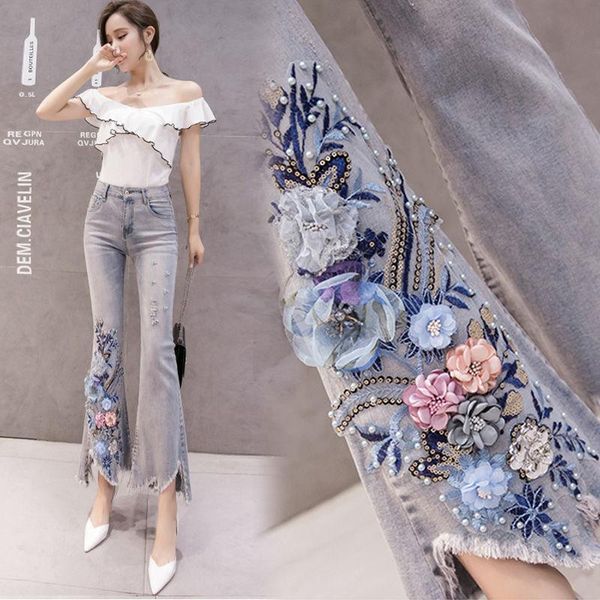 women 2021 spring autumn high waist flare pants female fashion flower embroidery denim trousers lady appliques casual jeans g84, Blue
women 2021 spring autumn high waist flare pants female fashion flower embroidery denim trousers lady appliques casual jeans g84, Blue