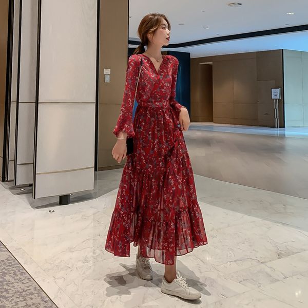 2021 new fall dressed in sleeves female with low-necked v printing splicing floral temperament sweet knee-length chiffon dress 8m4v, Black;gray
2021 new fall dressed in sleeves female with low-necked v printing splicing floral temperament sweet knee-length chiffon dress 8m4v, Black;gray