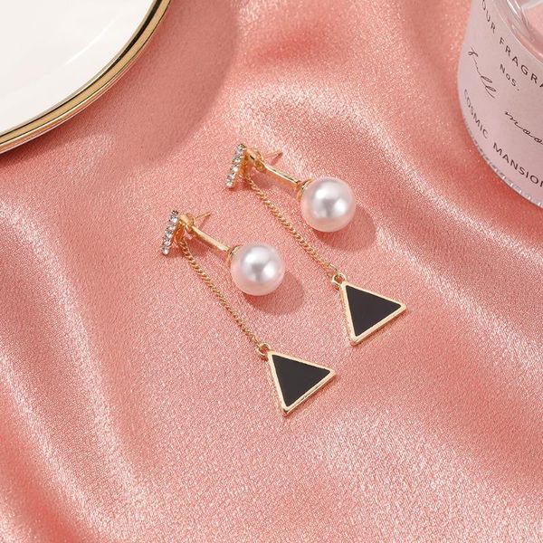 qw-eh070 womens fashion korean earrings jewelry for women pearl triangle earrings dangle gift for women 2021, Silver
qw-eh070 womens fashion korean earrings jewelry for women pearl triangle earrings dangle gift for women 2021, Silver