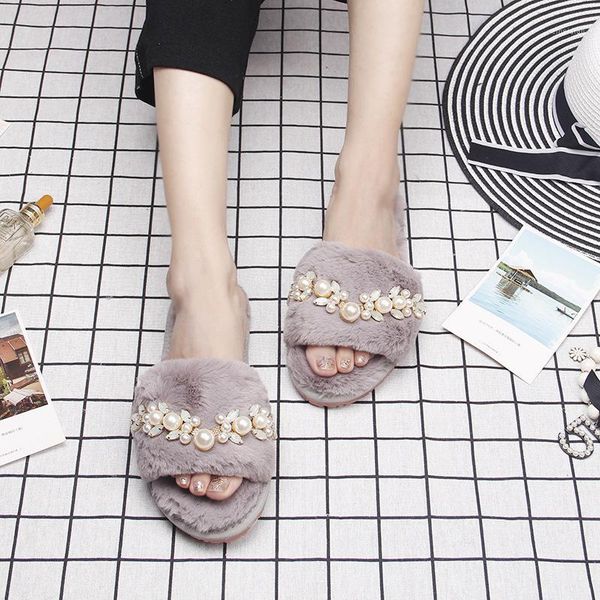 fashion gray pearl house slippers women winter women indoor slippers woman slip on flats slides 2020 female faux fur1, Black
fashion gray pearl house slippers women winter women indoor slippers woman slip on flats slides 2020 female faux fur1, Black
