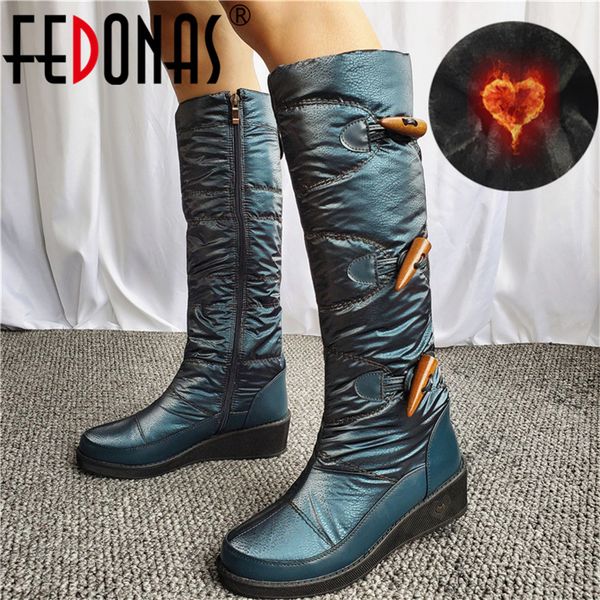 fedonas 2021 classic women knee high boots wedges high heels long warm plush snow boots quality high boots long shoes woman c1023, Black
fedonas 2021 classic women knee high boots wedges high heels long warm plush snow boots quality high boots long shoes woman c1023, Black