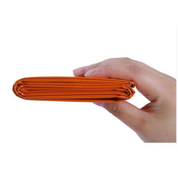 4 pcs waterproof emergency reusable warming climbing outdoor survival kits thermal blanket ponc bbybli
4 pcs waterproof emergency reusable warming climbing outdoor survival kits thermal blanket ponc bbybli