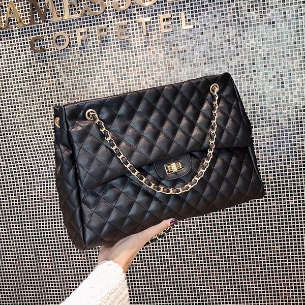 wholesale factory ladies shoulder bags soft and comfortable large plaid handbag elegant atmosphere khaki ladies bag street trend sewing rhom, Black;red
wholesale factory ladies shoulder bags soft and comfortable large plaid handbag elegant atmosphere khaki ladies bag street trend sewing rhom, Black;red