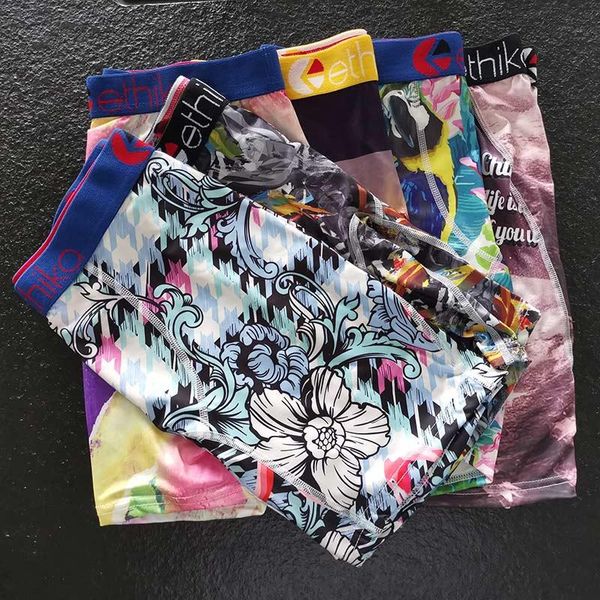 in stocks luxary s-xxl boxer long leg print hollywood designer mens underwear men knee length beach underpants man with bag, White;black
in stocks luxary s-xxl boxer long leg print hollywood designer mens underwear men knee length beach underpants man with bag, White;black
