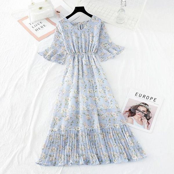 2021 summer slim v-neck floral women dress short sleeve ruffles print chiffon dress flare sleeve midi long vestidos femme, Black;gray
2021 summer slim v-neck floral women dress short sleeve ruffles print chiffon dress flare sleeve midi long vestidos femme, Black;gray