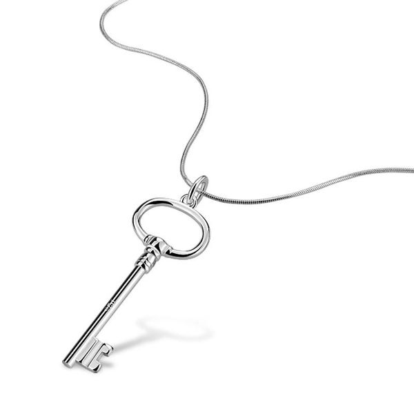 new fashion key necklace simple smooth solid silver key pendant woman 925 silver necklace vintage hip-hop jewelry birthday gift
new fashion key necklace simple smooth solid silver key pendant woman 925 silver necklace vintage hip-hop jewelry birthday gift