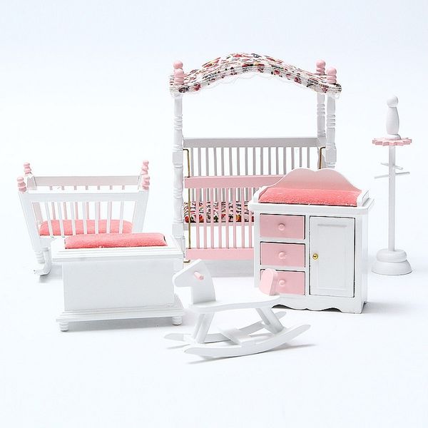 6pcs/set wooden diy mini dollhouse bedroom furniture toys set 1/12 simulation furniture model toy for doll house decoration pink y200413
6pcs/set wooden diy mini dollhouse bedroom furniture toys set 1/12 simulation furniture model toy for doll house decoration pink y200413
