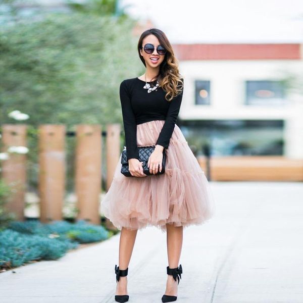 street fashion tulle skirt simple short skirts womens multilayer tulle midi skirts wedding guest outfits faldas mujer moda1, Black
street fashion tulle skirt simple short skirts womens multilayer tulle midi skirts wedding guest outfits faldas mujer moda1, Black
