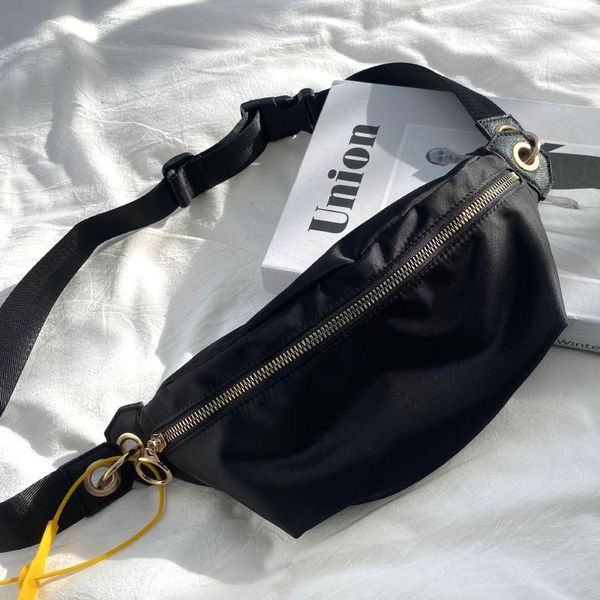 fashion waist bag casual women chest bag men fanny pack chest shoulder 2021Â banana female bum belt bags 
fashion waist bag casual women chest bag men fanny pack chest shoulder 2021Â banana female bum belt bags
